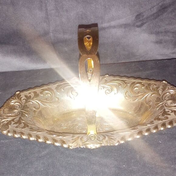 Vintage Bronze Silverplated Tarnish Resistant Filagree Basket EUC - Picture 2 of 9